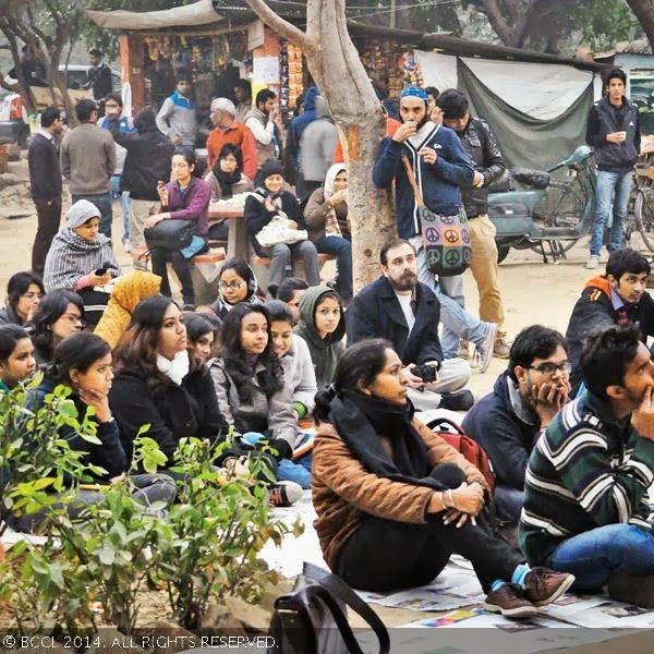 Many students turned up despite the cold at the talks about the LGBT rights and pledged solidarity with the fight against the Supreme Court's Section 377 verdict at the Sabarmati Dhaba in JNU in Delhi.