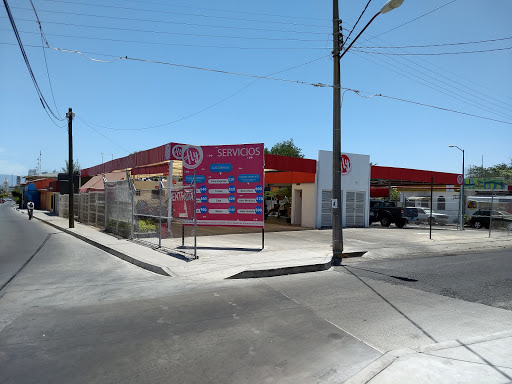 McFly Autolavado Centro, Av. Constitución 297, Centro, 28000 Colima, Col., México, Servicio de lavado de automóvil | COL