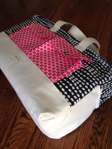 Steph Zerbe Design: Sew Saturday: cargo duffle bag