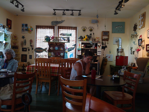 Cafe «Sandpiper Cafe and Gifts», reviews and photos, 833 Douglas Ave, Dunedin, FL 34698, USA