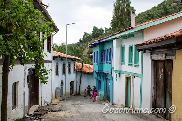 Bursa Misi (Gümüştepe) köyü sokakları