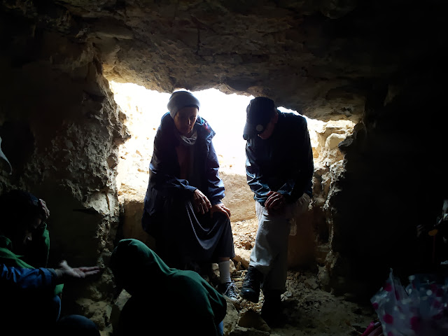 סיור מודרך במערות הקבורה