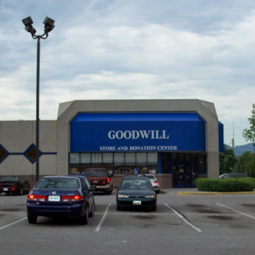 Goodwill Store and Donation Center - Roanoke: Cave Spring