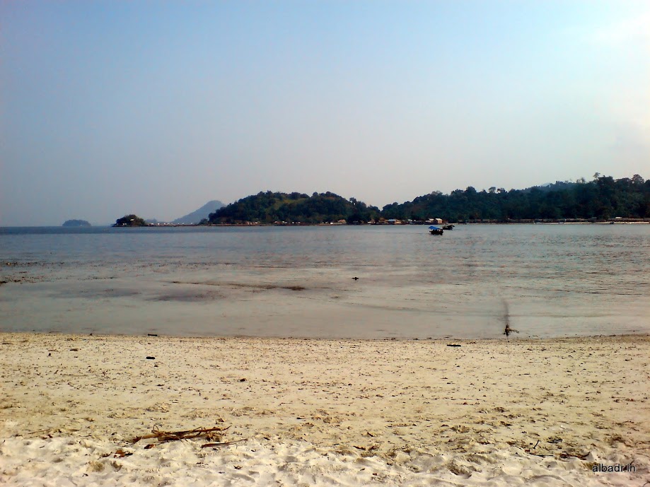 Beautiful Landscape Of Mutun Beach And Tangkil Island Part