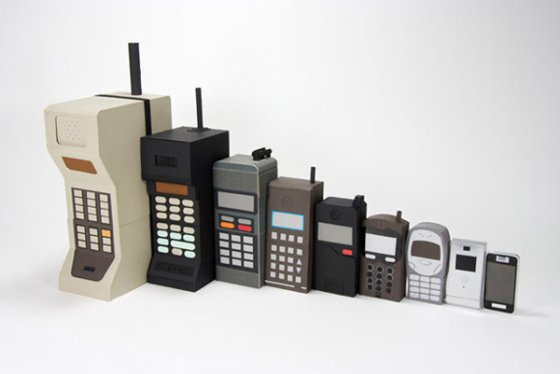 ponsel - 10 penemuan teknologi mengubah dunia