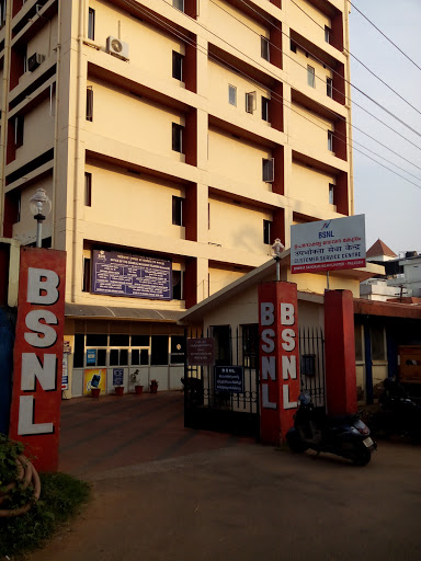 BSNL Telephone Exchange Palayam, Annie Hall Rd, Palayam, Kozhikode, Kerala 673002, India, Telephone_Exchange, state KL