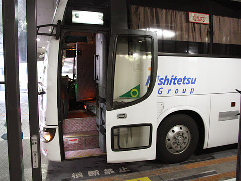 西鉄高速バス「さぬきエクスプレス福岡号」　3802　西鉄天神BC到着