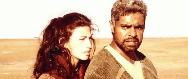 Screen Shot Of Hollywood Movie Pitch Black (2000) In Hindi English Full Movie Free Download And Watch Online at Alldownloads4u.Com Screen Shot Of Hollywood Movie Pitch Black (2000) In Hindi English Full Movie Free Download And Watch Online at Alldownloads4u.Com