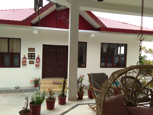 Santushti Country Cottage & Homestay, Village Kandi, Khanyara Road, Khanyara, Dharamshala, Himachal Pradesh 176218, India, Indoor_accommodation, state HP