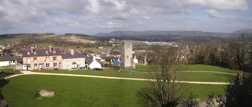 Denbigh Castle/ Castell Dinbych