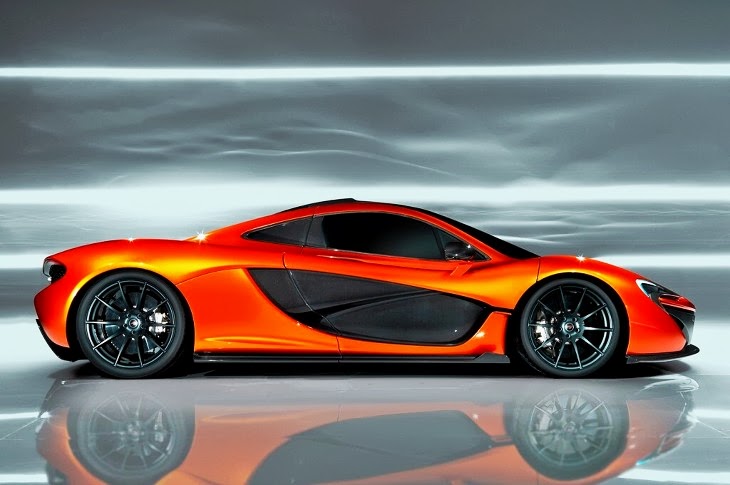 Supercar McLaren F1
