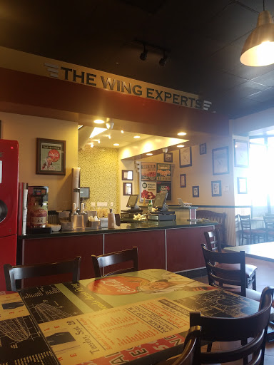 Chicken Wings Restaurant «Wingstop», reviews and photos, 3155 S Bascom Ave, Campbell, CA 95008, USA