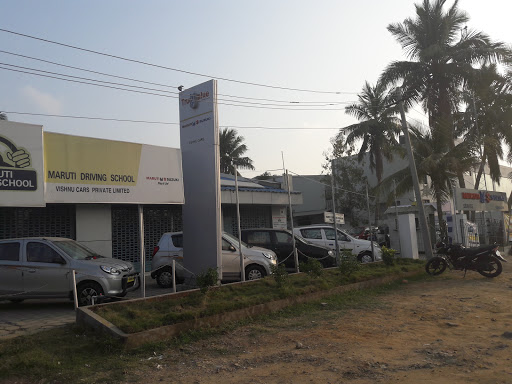 Maruti Suzuki Service, Pallavaram-Thuraipakkam Rd, Balamurugan Nagar, Thenmozhi Nagar, Keelkattalai, Chennai, Tamil Nadu 600117, India, Garage, state TN