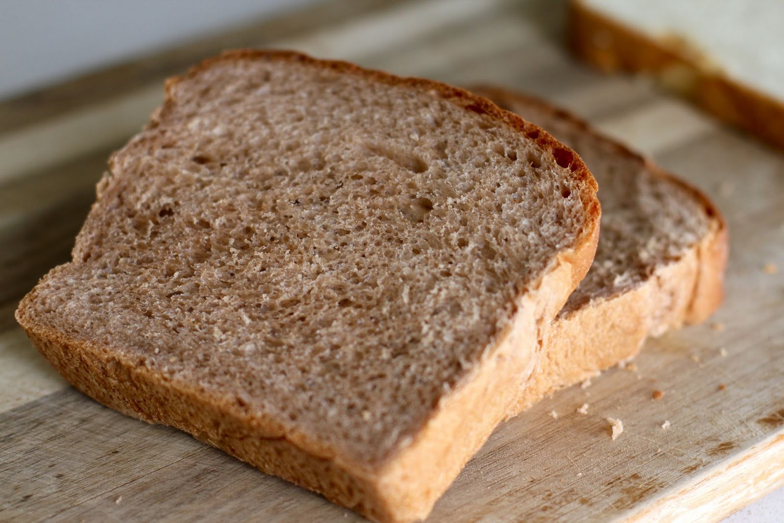 Полезный хлеб рецепт. Турецкий хлеб в духовке. Хлеб с семенами чиа. Хлеб с кориандром. Хлеб Гарни.