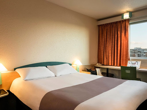 Hotel ibis Paris La Défense Courbevoie