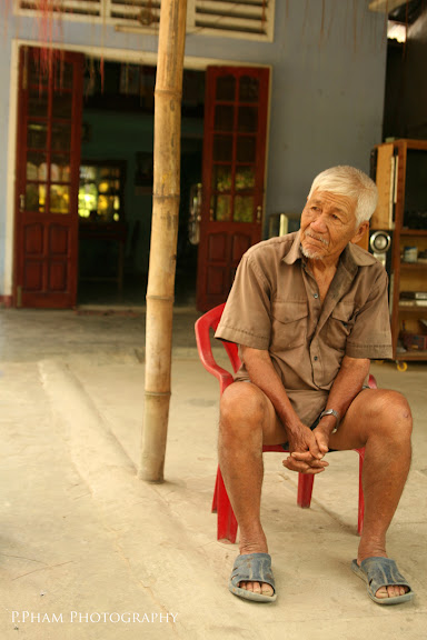 IMAGE: https://lh6.googleusercontent.com/-4wfxxSJNXc0/TiTK-LiF1bI/AAAAAAAAASo/cdkPyfYF8ZY/s576/IMG_9099.jpg