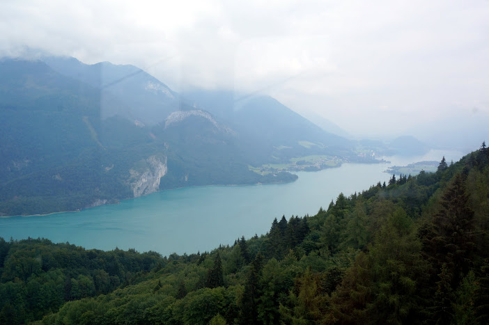 Австрия: Вена, долина Вахау, Зальцкаммергут (Туман, дождь, облака, солнце, радуга)