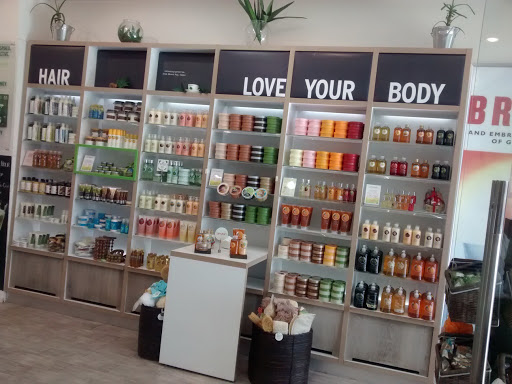The Body Shop, Shop No. A002,Ground Floor, City Centre, Mall,Plot No. DC-1,, Bidhan Nagar Rd, DC Block, Sector 1, Kolkata, West Bengal 700064, India, Oil_Store, state WB