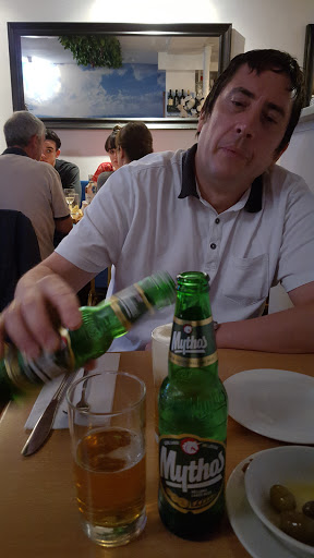 Andys Taverna