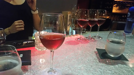 Vyne Bistro