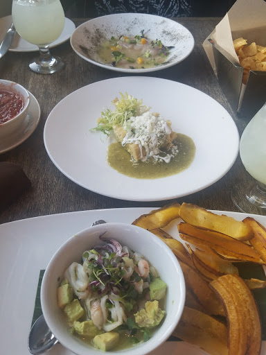Mexican Restaurant «Red O Restaurant», reviews and photos, 1541 Ocean Ave #120, Santa Monica, CA 90401, USA