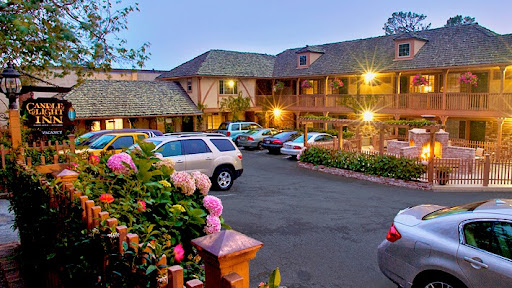 Candle Light Inn