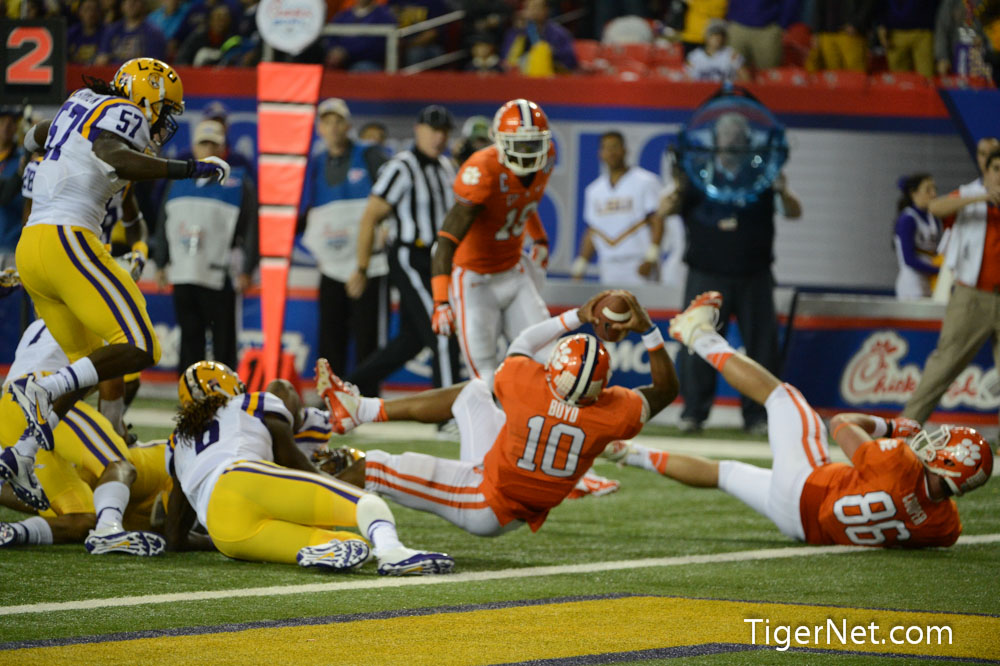 2012 Chick-Fil-A Bowl vs LSU Photos - 2012, Bowl Game, Football, LSU, Tajh Boyd