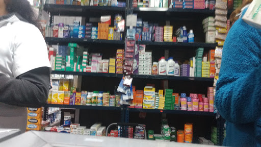 Cosmo Farmacia, Boulevar Ramirez Mendez 401-D, Fraccionamento Bahía, 22880 Ensenada, B.C., México, Farmacia | BC
