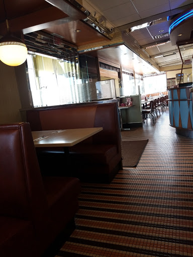 Diner «Diner Luxe», reviews and photos, 4011 Hempstead Turnpike, Bethpage, NY 11714, USA