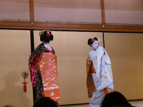Maiko performing the butterfly