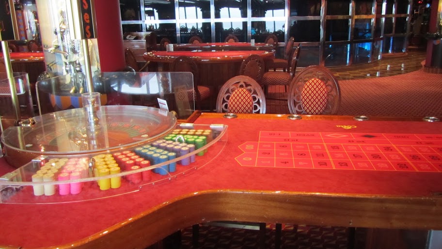 Круиз вдвоем: Игуасу, Туканы, Costa Magica, Рождество