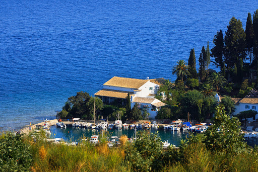 Kanoni Beach