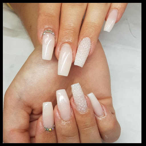 Nailss en beauté logo