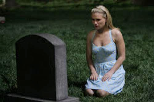 Grave Times The Witching Hour Approaches On Season Finale Of True Blood