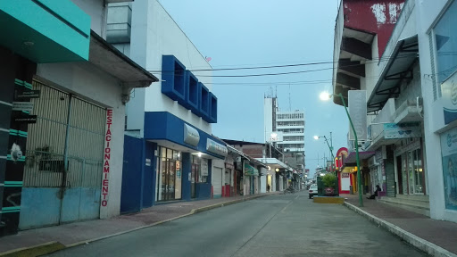 Telmex, 1ra Calle Poniente 8, Centro, 30700 Tapachula de Córdova y Ordoñez, Chis., México, Compañía telefónica | CHIS