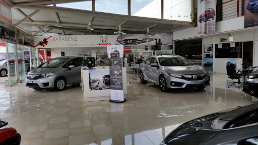 Pirâmide Kia, Av. Mestra Fininha, 3300 A - Augusta Mota, Montes Claros - MG, 39403-431, Brasil, Stand_de_Automóveis, estado Minas Gerais