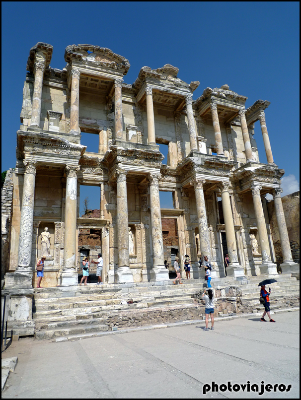 Biblioteca de Celso de Efeso