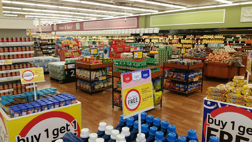 Grocery Store «Winn-Dixie», reviews and photos, 5802 54th Ave N, Kenneth City, FL 33709, USA