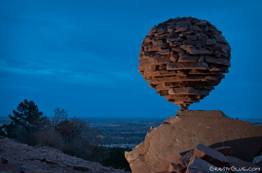 The Mindblowing Art of Rock Balancing by Michael Grab 01 @ GenCept 650x431 The Mindblowing Art of Rock Balancing by Michael Grab