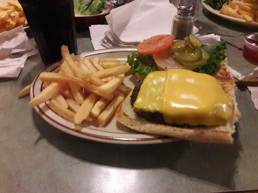 Restaurant «Burger Pit», reviews and photos, 1349 Blossom Hill Rd, San Jose, CA 95118, USA