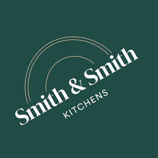 Smith & Smith Kitchens logo