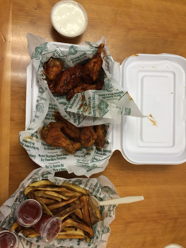 Chicken Wings Restaurant «Wingstop», reviews and photos, 17424 Southcenter Pkwy, Tukwila, WA 98188, USA