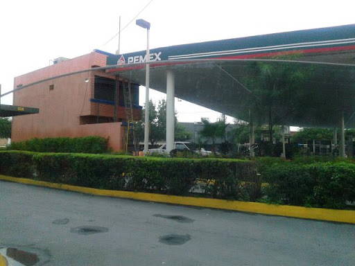 Servicio Gasolinera Universidad, Avenida Universidad 245, Anáhuac, 66450 San Nicolás de los Garza, N.L., México, Gasolinera | NL