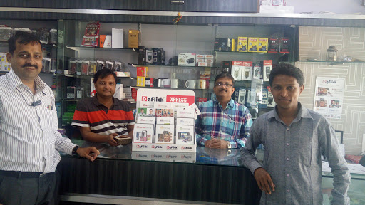 Divya Sales, 14, Shadu Stadium, Gokhale Road, Gokhale Road, Kolhapur, Maharashtra 416012, India, Photography_Shop, state MH