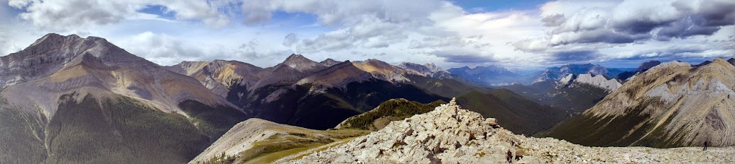 https://lh6.googleusercontent.com/-6HW8UpewCwk/VBUn_w1tJpI/AAAAAAAAjDo/Kl3HDrup8U4/w1035-h233-no/IMG_0426-PANO.jpg
