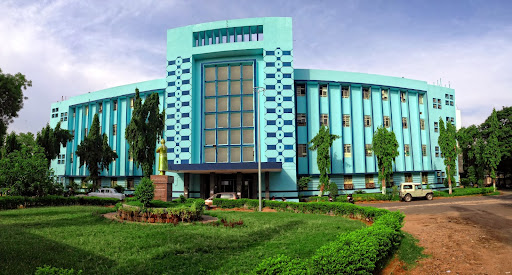 Osmania Medical College, Turrebaz Khan Rd, Koti, Hyderabad, Telangana 500095, India, Medical_College, state TS