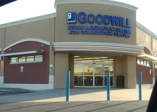 Thrift Store «Goodwill McAlester Store and Donation Center», reviews and photos