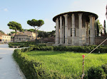As we left the Circus Maximus and headed towards Trastevere, we passed this. No idea what it is. As we left the Circus Maximus and headed towards Trastevere, we passed this. No idea what it is.