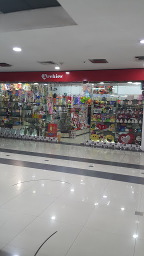 Archies, Jobys Mall, Gandhi Bazaar Rd, Parakkunnam, Sultanpet, Palakkad, Kerala 678001, India, Gift_Shop, state KL