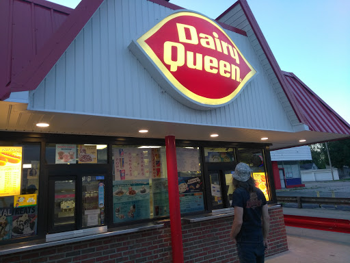Fast Food Restaurant «Dairy Queen Store», reviews and photos, 1307 St Clair River Dr, Algonac, MI 48001, USA